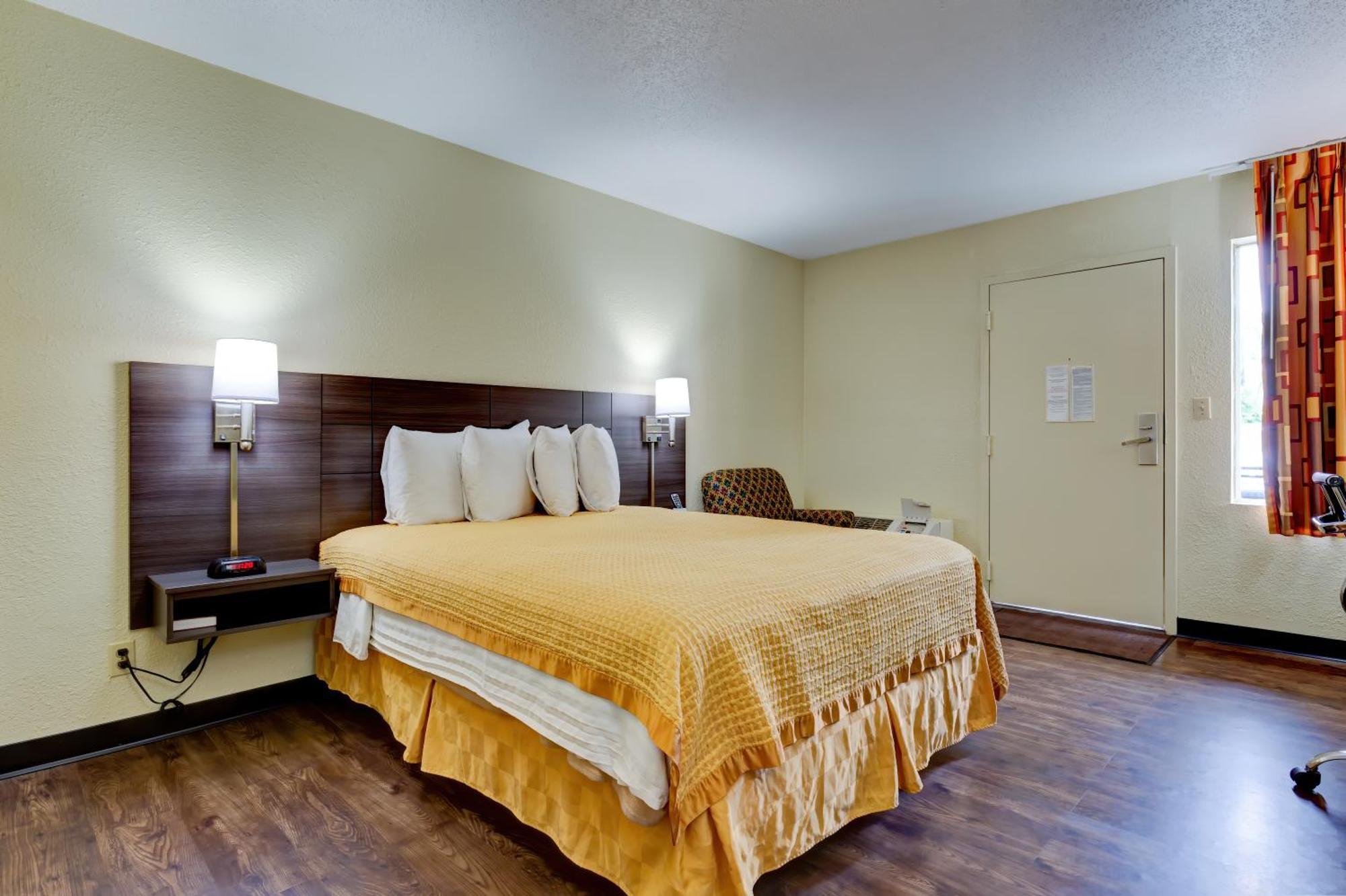 Continental Inn - Charlotte Kültér fotó